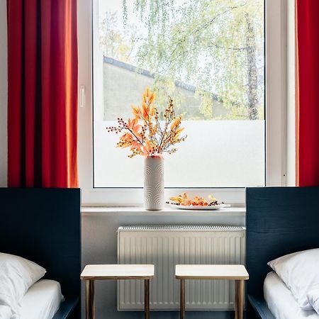 Centrally Located 2-Room Apartment Ганновер Экстерьер фото