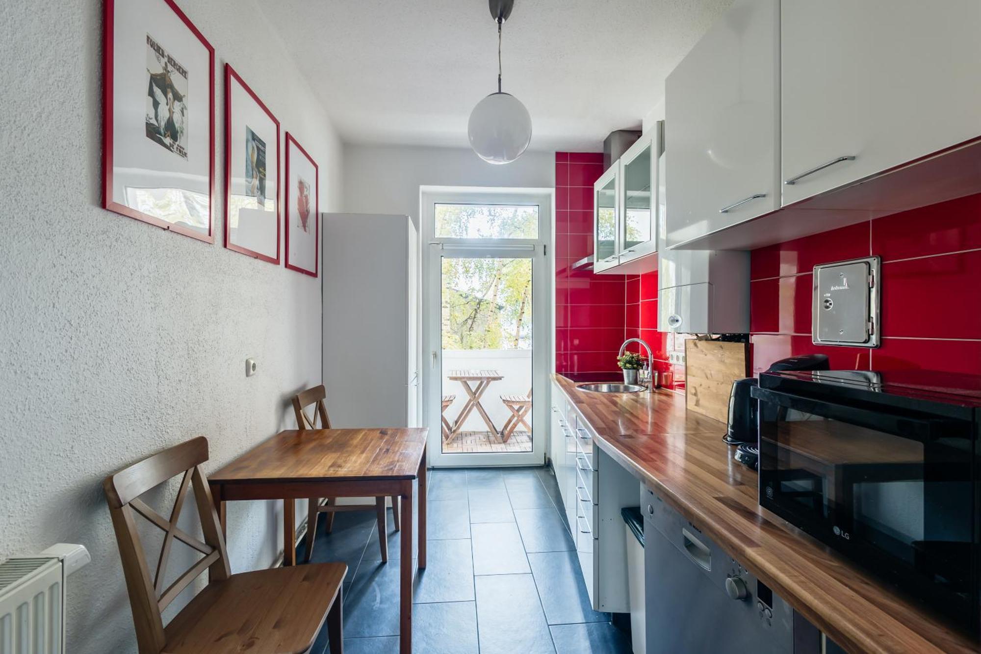 Centrally Located 2-Room Apartment Ганновер Экстерьер фото