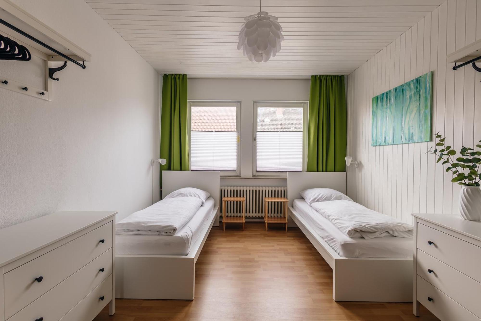 Centrally Located 2-Room Apartment Ганновер Экстерьер фото